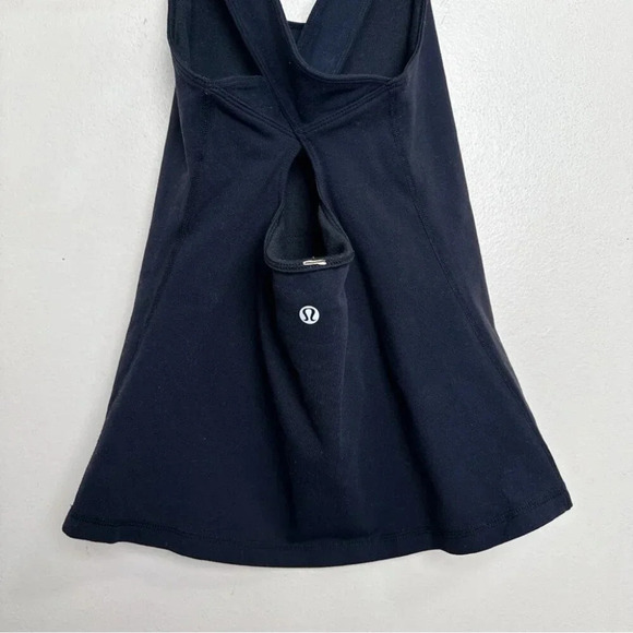 Lululemon Womens 6 Cross Back Cropped Tank In Black - Picture 9 of 10